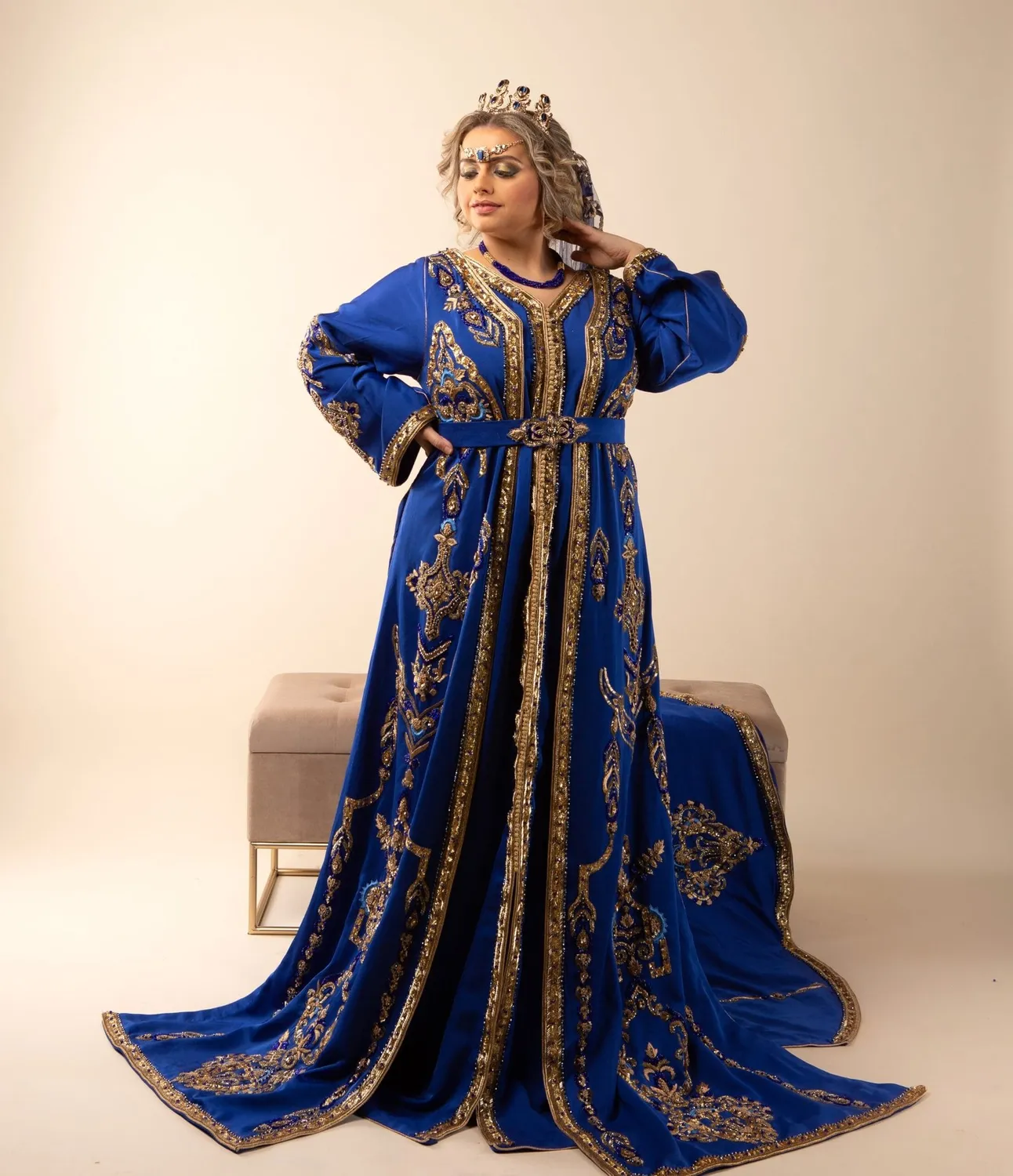 Célèbr'Orient Lina takchita bleu roi en location