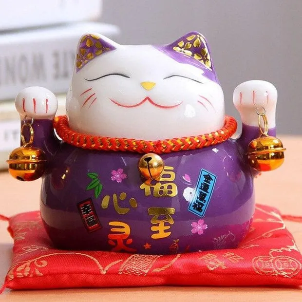 Esprit du Japon chat Maneki Neko clochettes