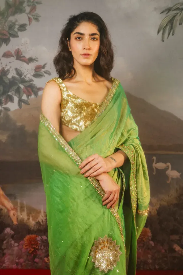 Rahul Mishra ‘Seer’ Leaf Texture Sleeveless Crop Top doré brodé