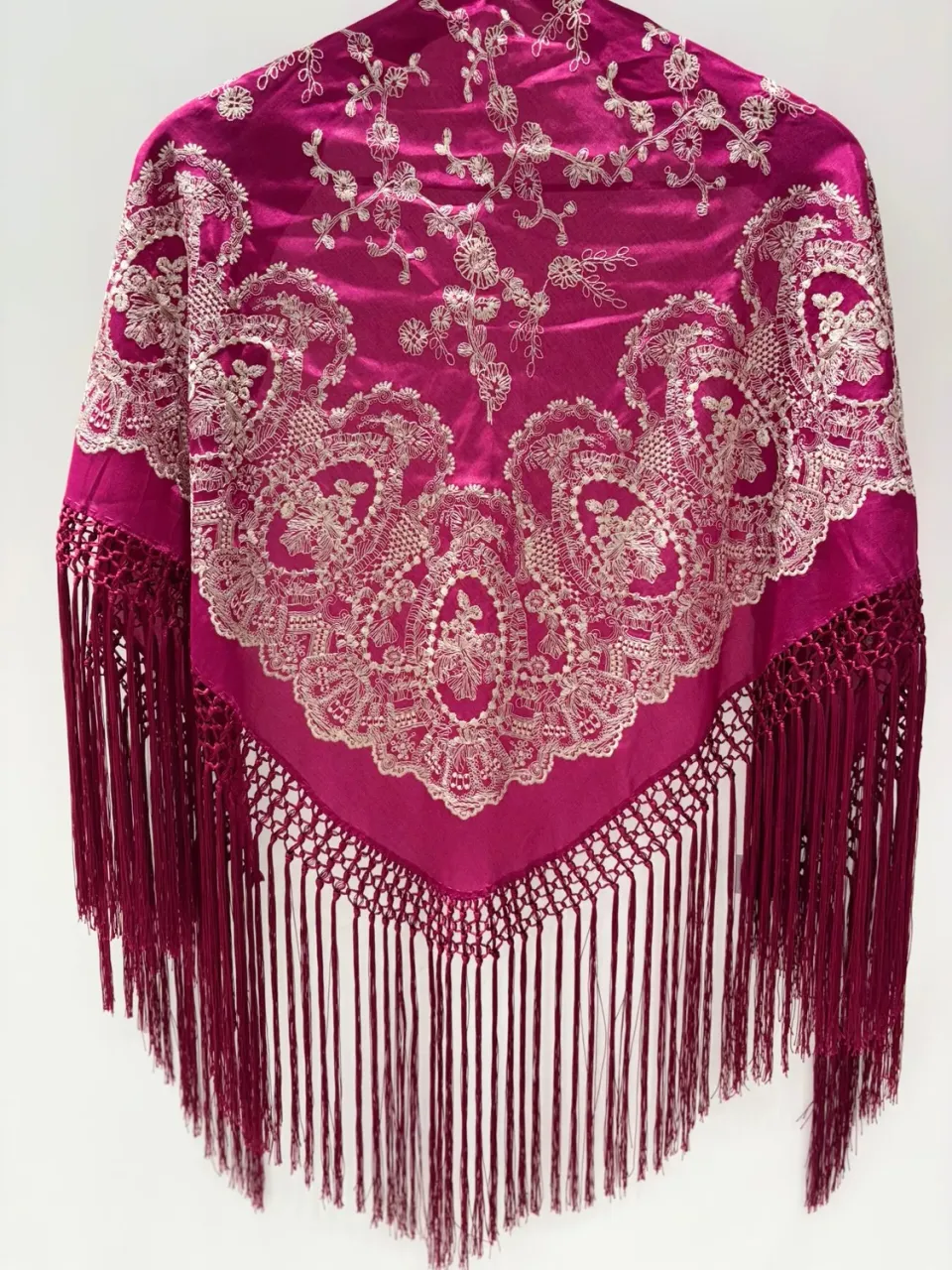 VIVA LA FERIA-MODA FLAMENCA Rocio châle satin buganvilla brodé