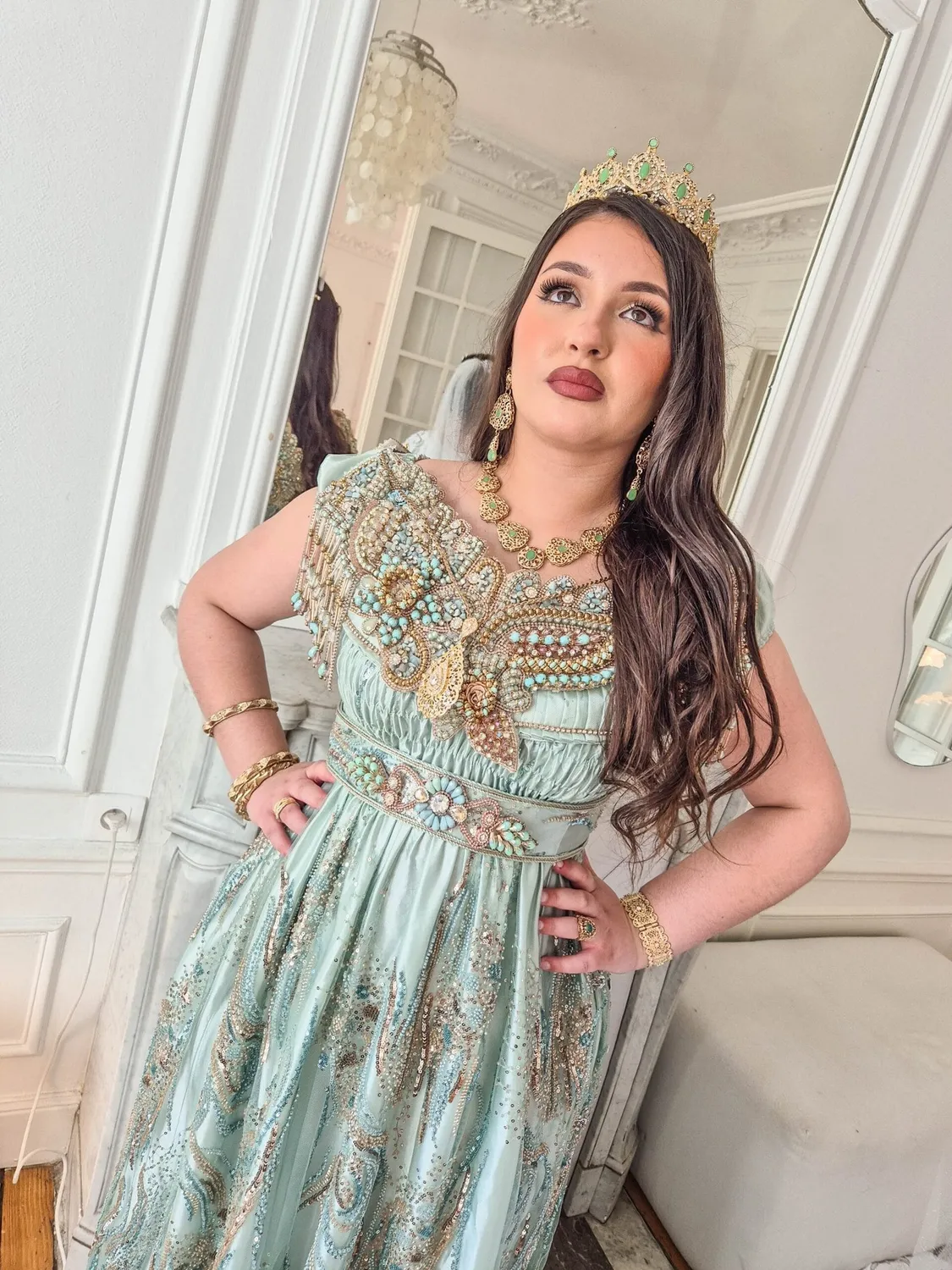 Célèbr'Orient Nabila blousa vert eau perlée