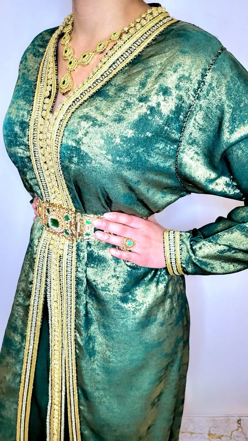 Célèbr'Orient Takchita Mellina satin brillant