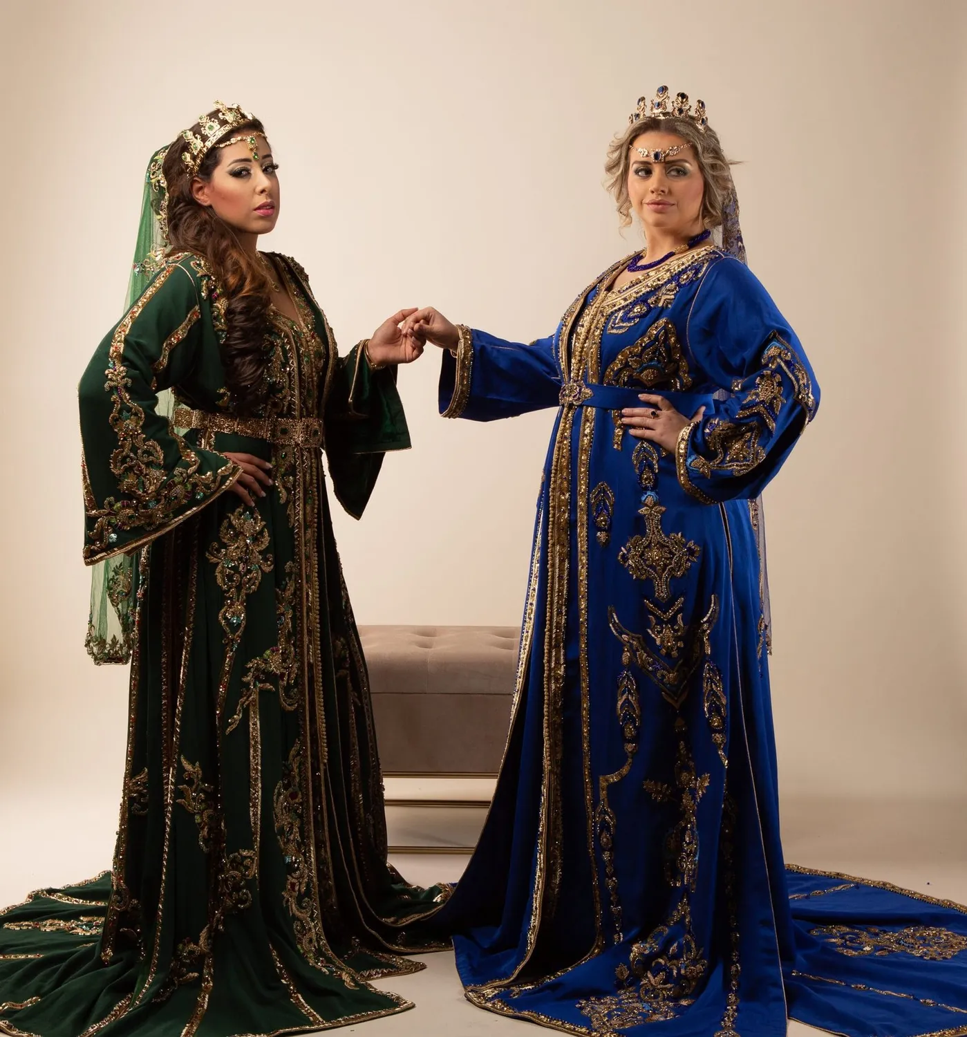 Célèbr'Orient Dalia takchita verte crêpe brodé