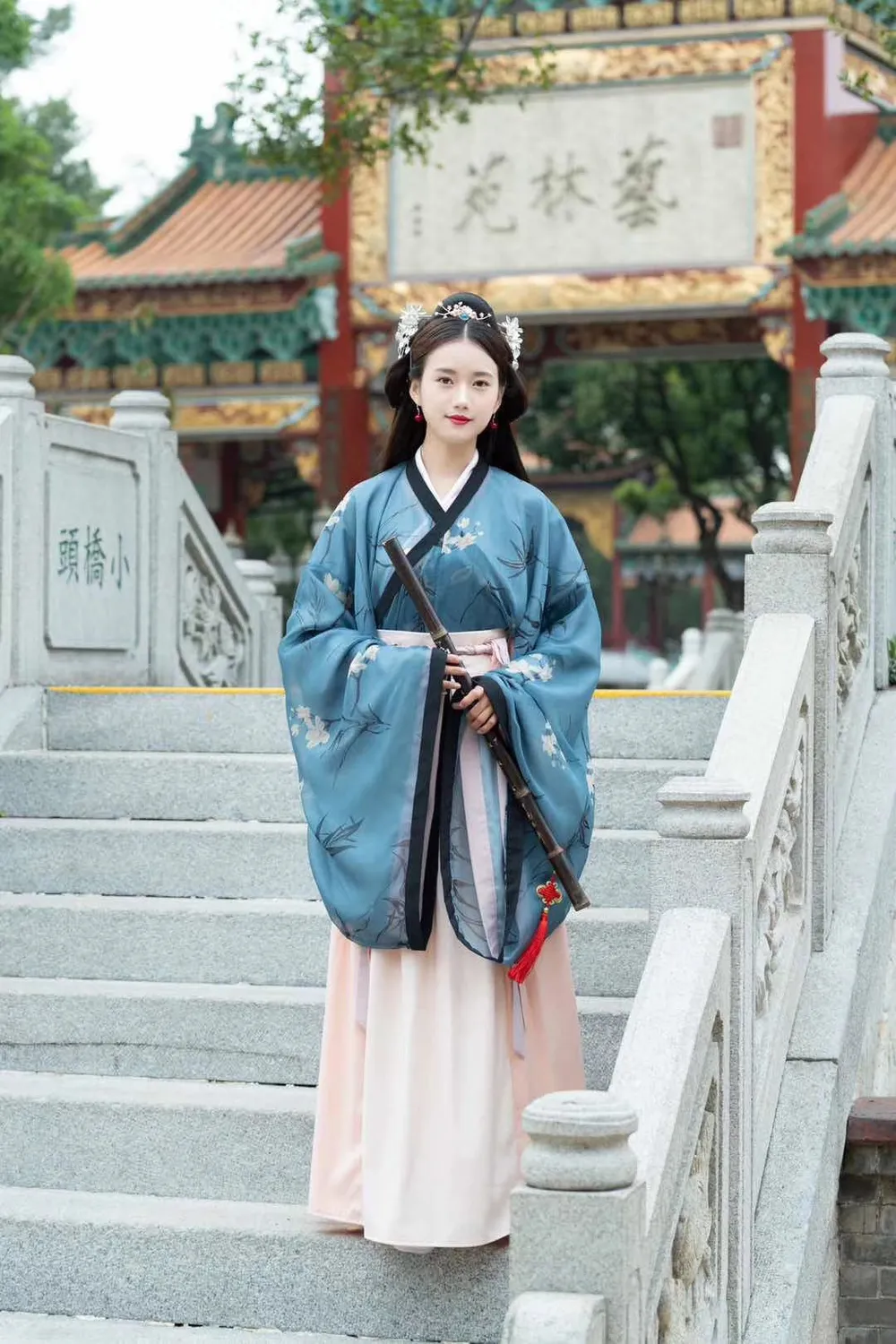 Esprit du Japon ensemble kimono femme haut fleuri jupe plissée