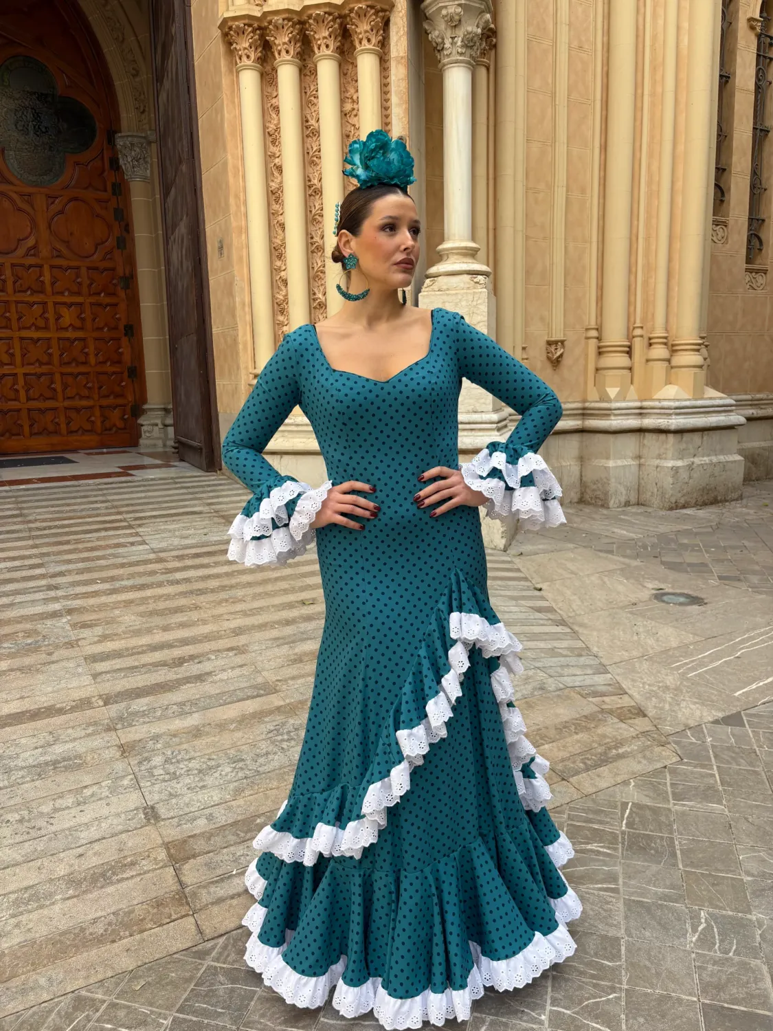 Viva La Feria Campanario robe flamenca bleu pétrole à pois