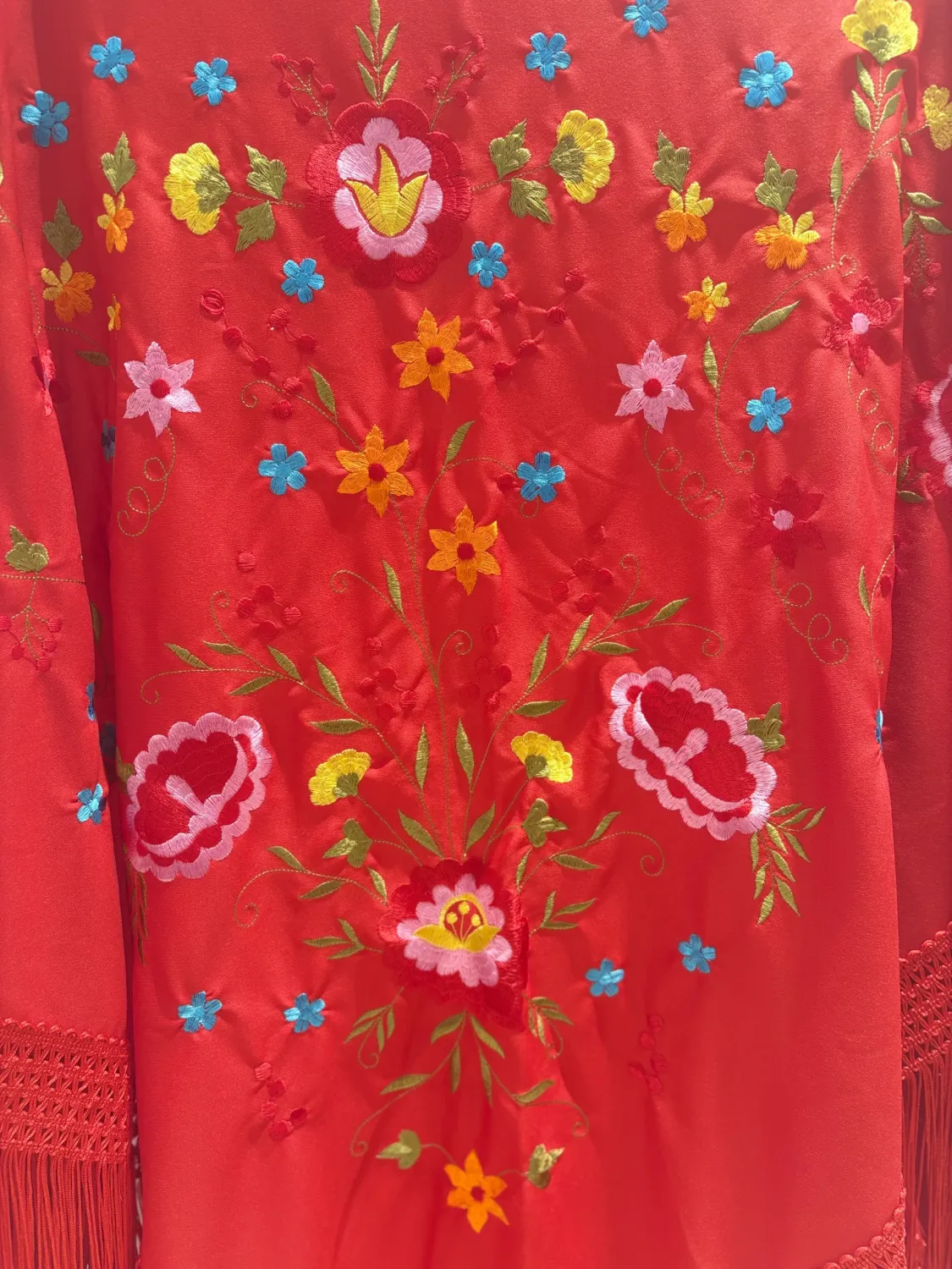 Viva la Feria châle flamenco rouge franges longues