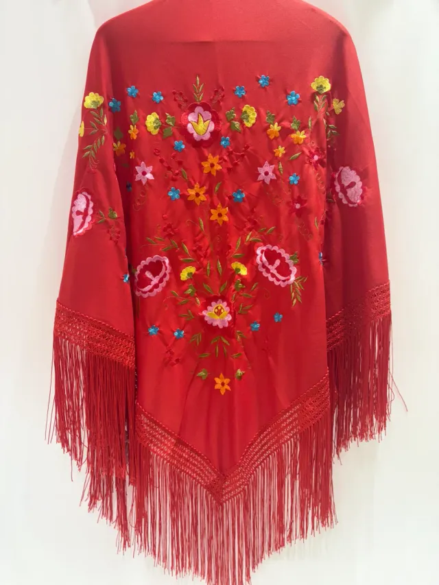 Viva la Feria châle flamenco rouge franges longues