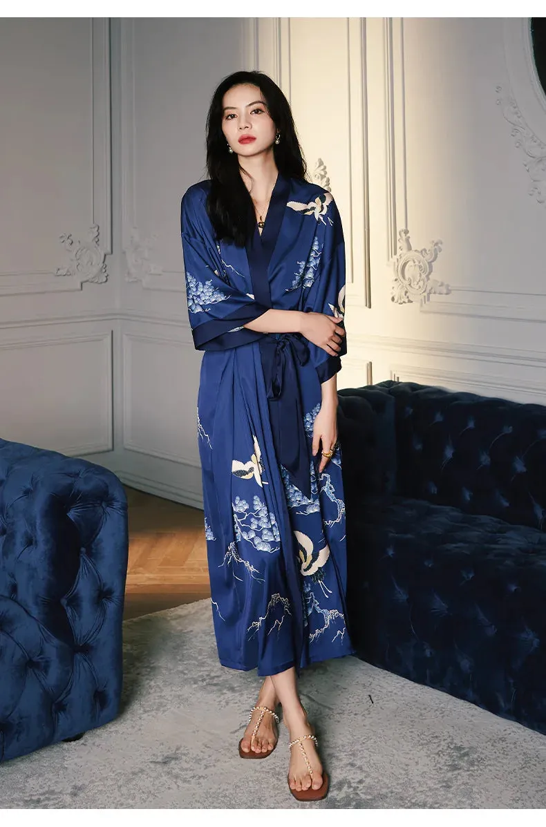 Esprit du Japon kimono de nuit femme grues bleu nuit satiné