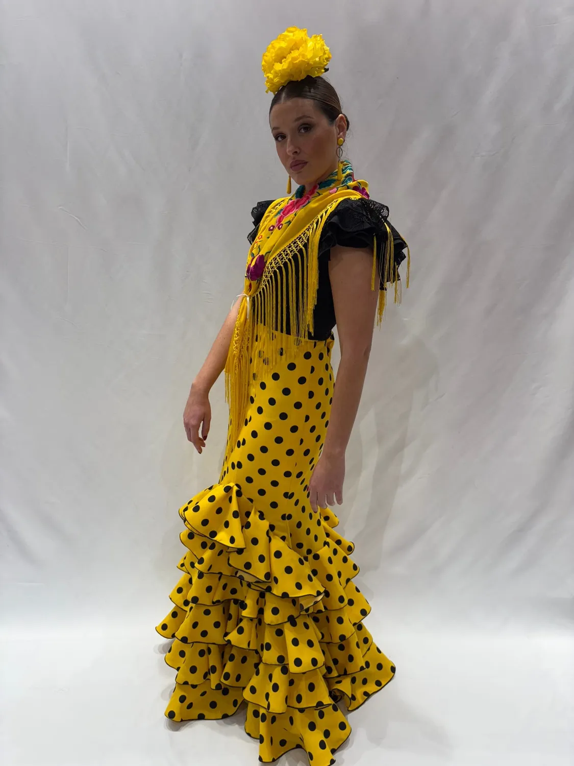 Viva la Feria Almeria jupe gitane jaune pois noirs