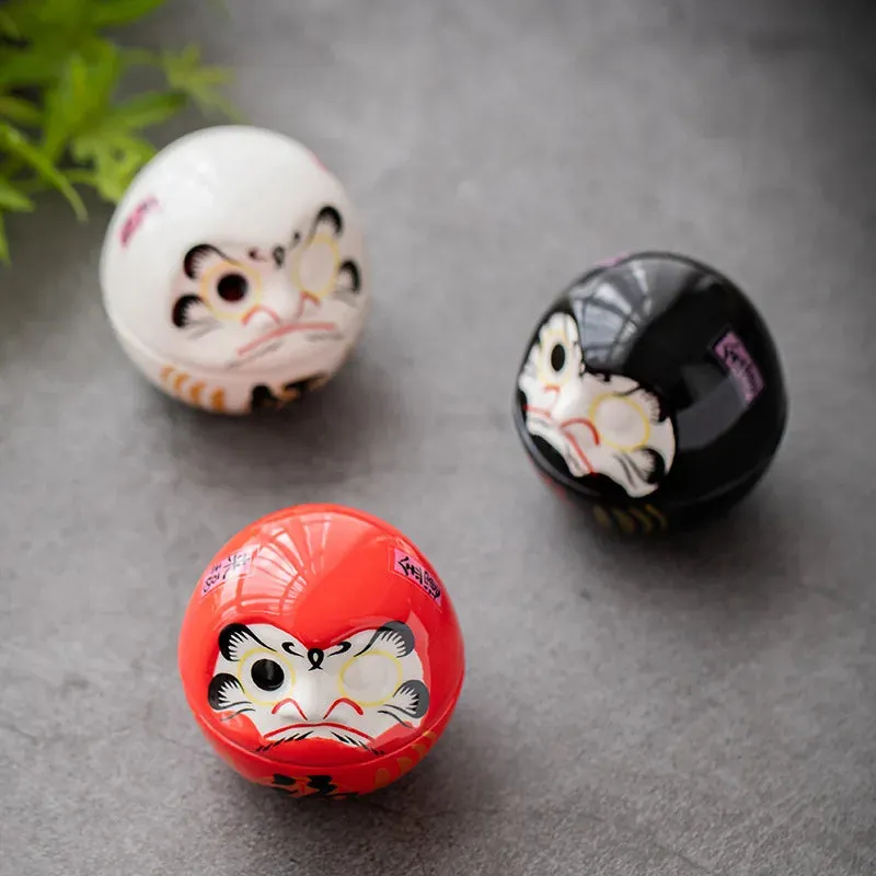 Esprit du Japon daruma porte-bonheur porcelaine vœu