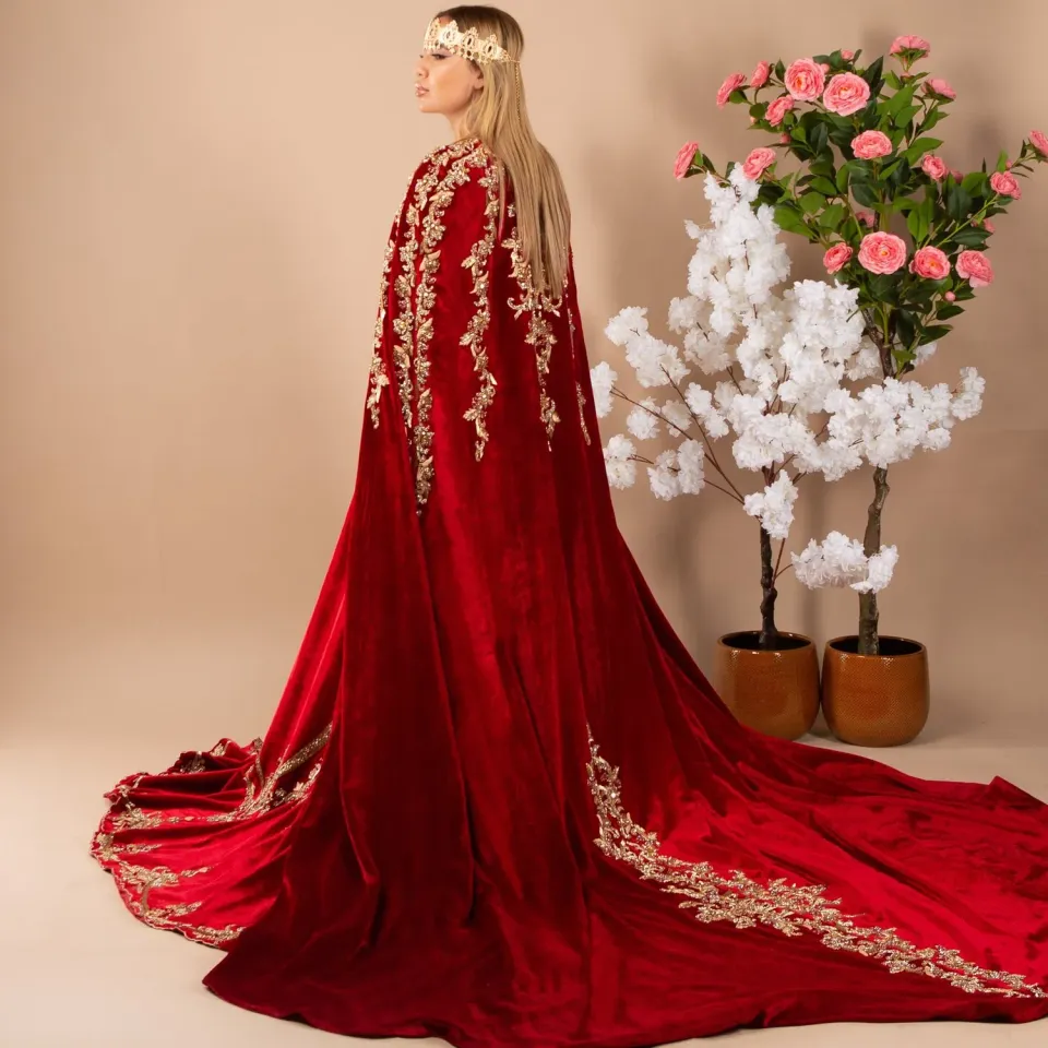 Célèbr'Orient Tesnim fergani constantinois rouge