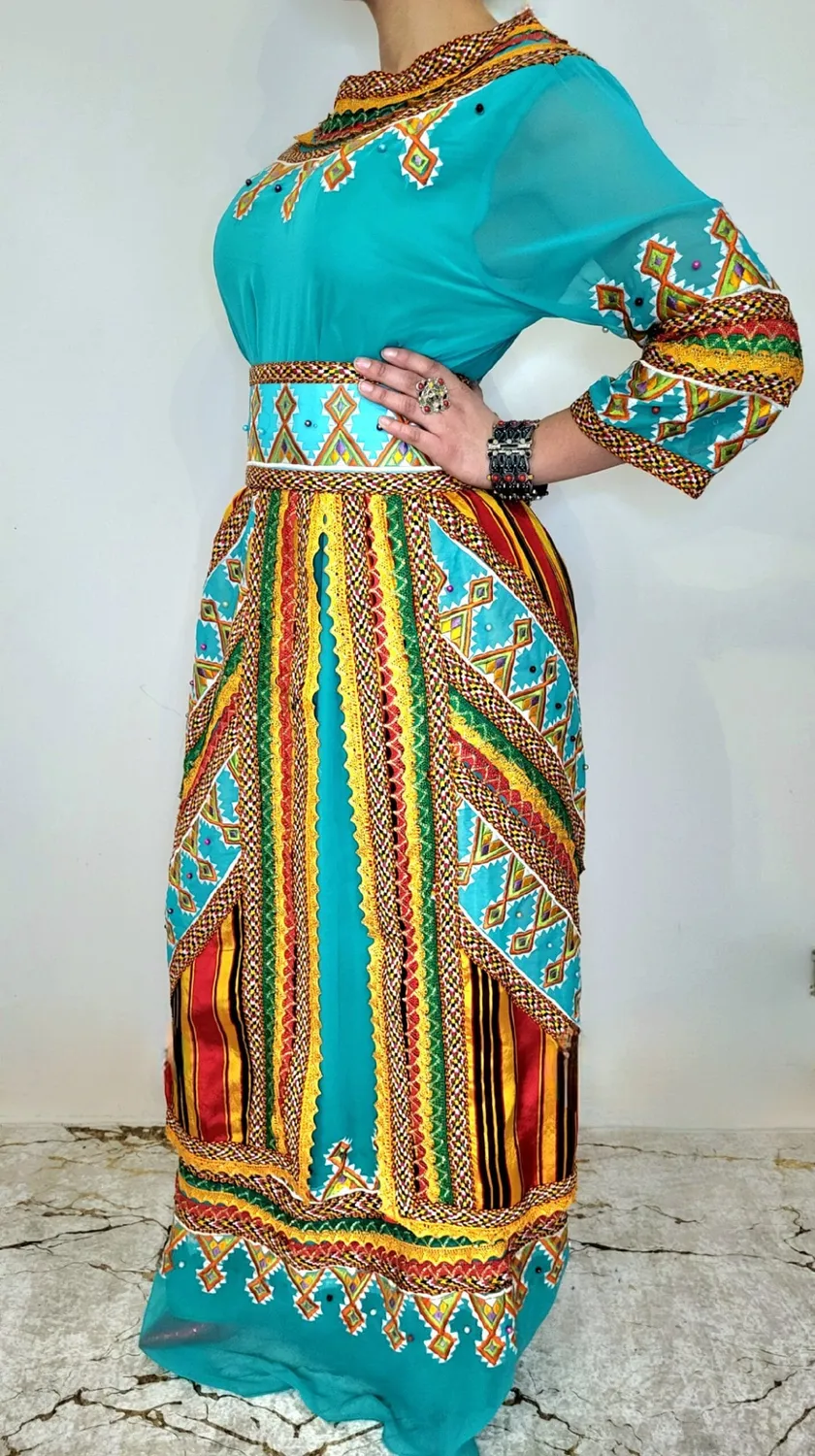 Célèbr'Orient Zaina robe kabyle à foudha