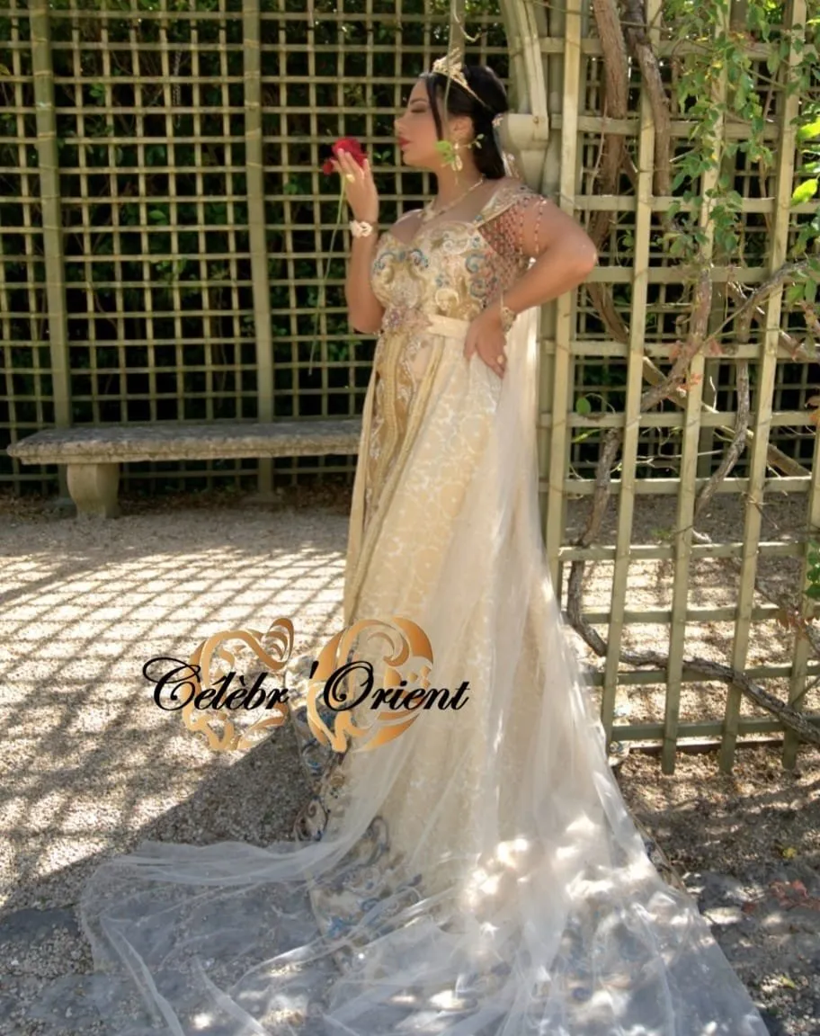 Célèbr'Orient Ameria tenue en location