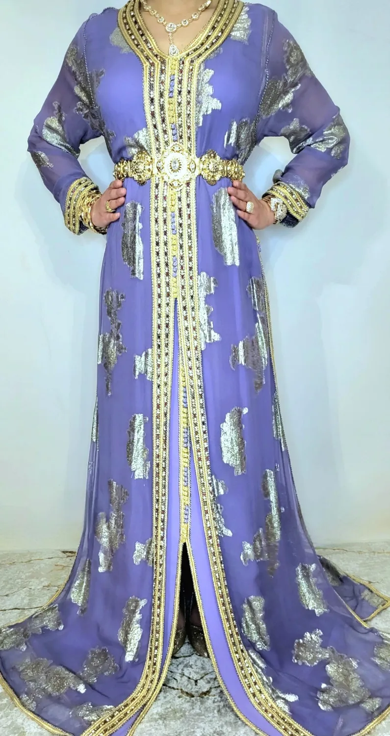 Célèbr'Orient Takchita tlijia Sakina satin