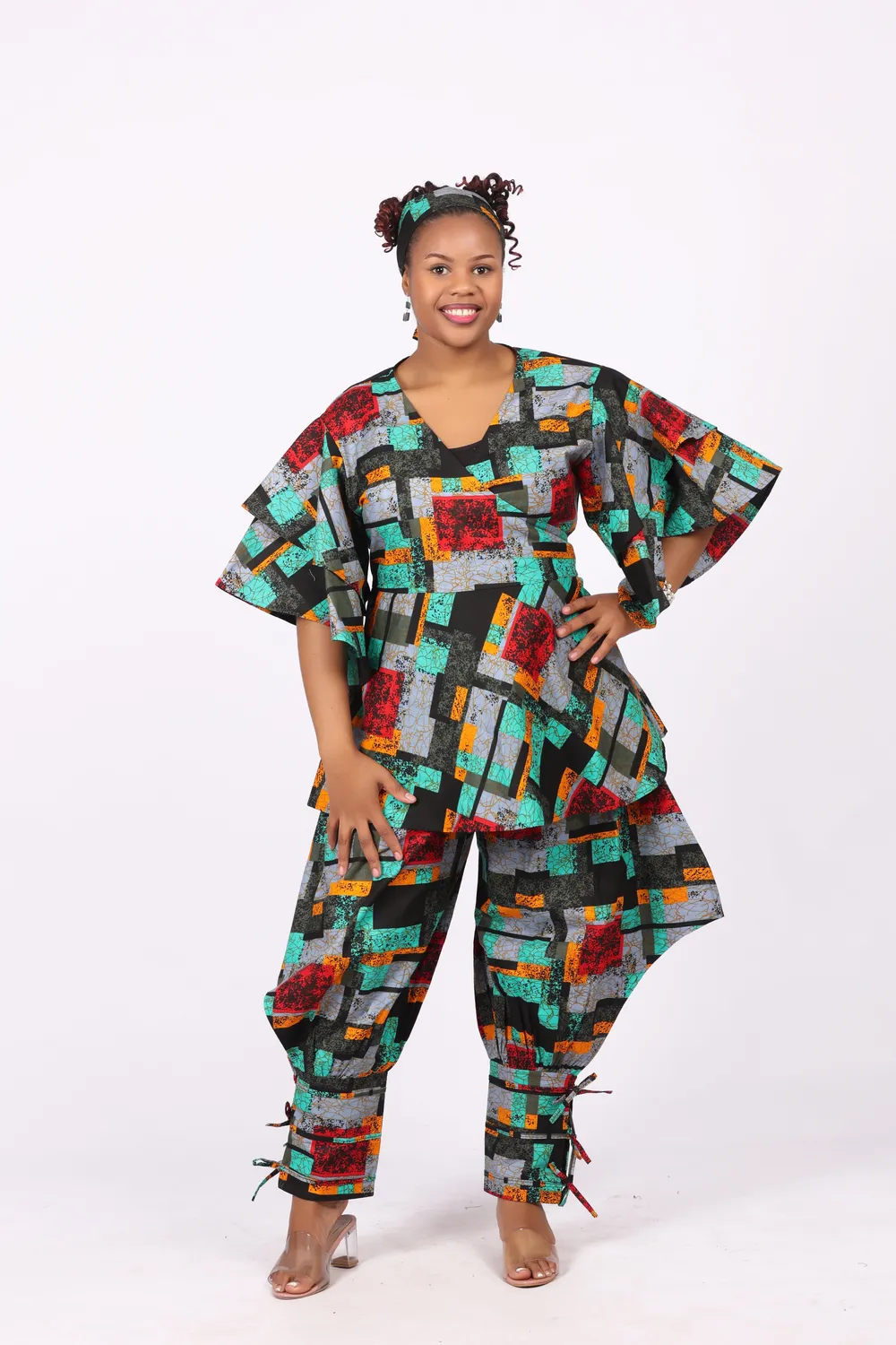 KAVAZI Wrap Top With String Pant ensemble femme