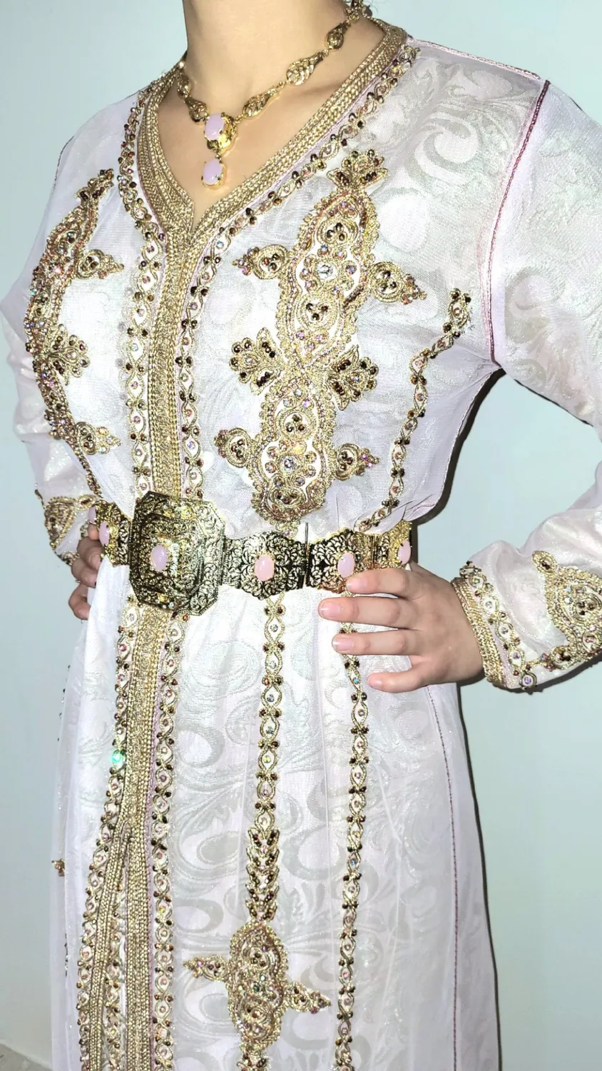 Célèbr'Orient Takchita Chaden takchita perlée brocart