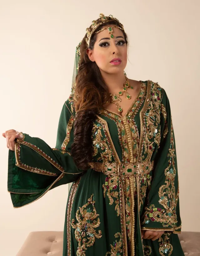 Célèbr'Orient Dalia takchita verte crêpe brodé