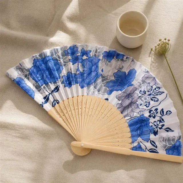 Esprit du Japon éventail bambou tissu fleuri pochette