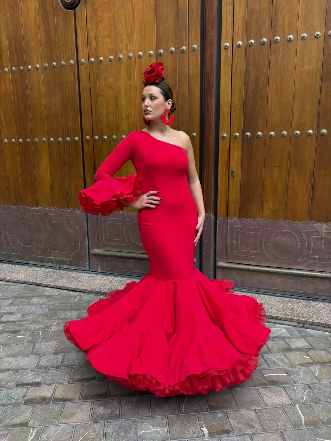 Viva La Feria Rosal robe flamenca rouge sirène asymétrique