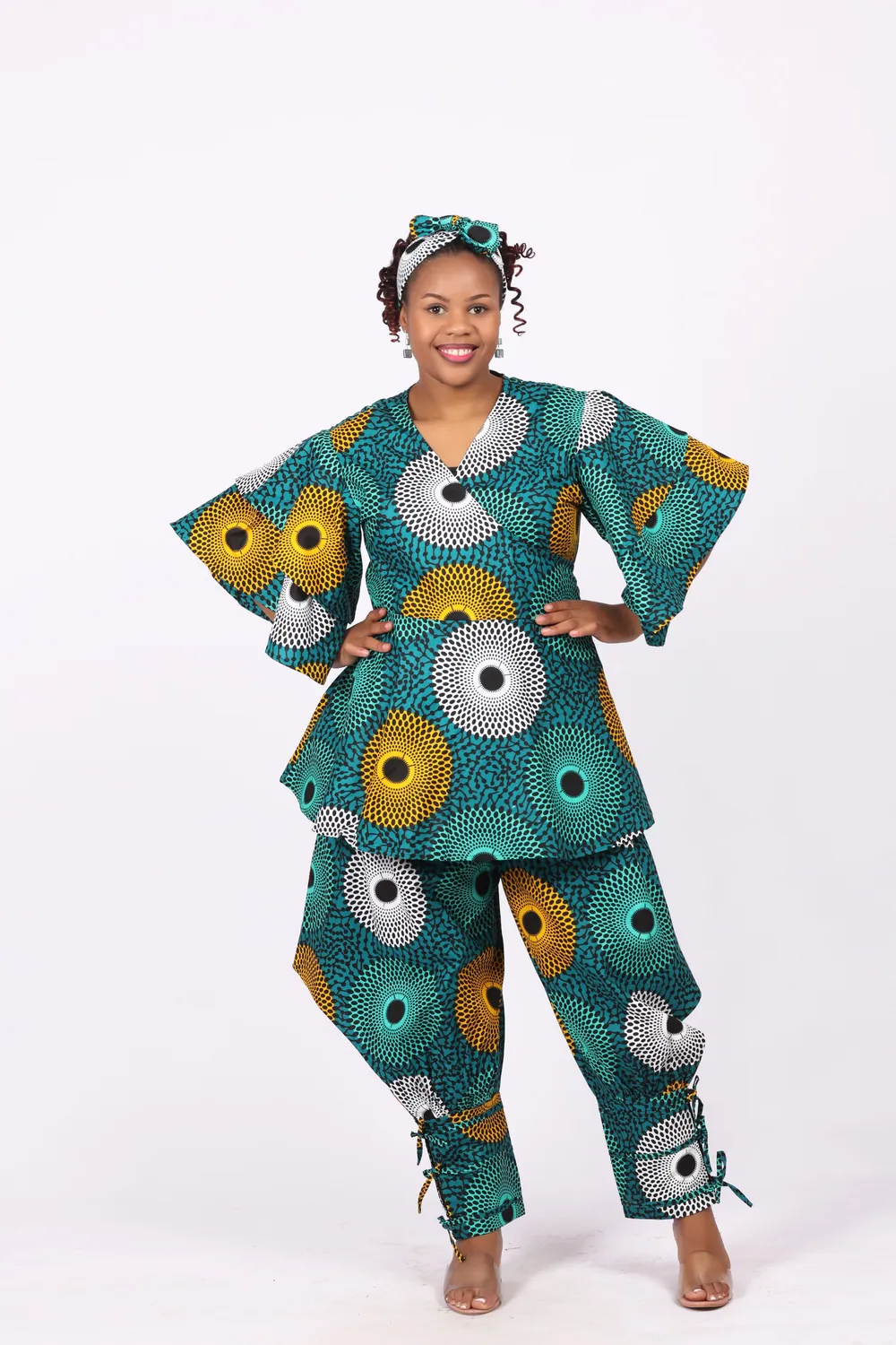 KAVAZI Wrap Top With String Pant ensemble femme