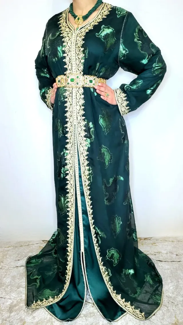 Célèbr'Orient Eya takchita tlijia satin fluide
