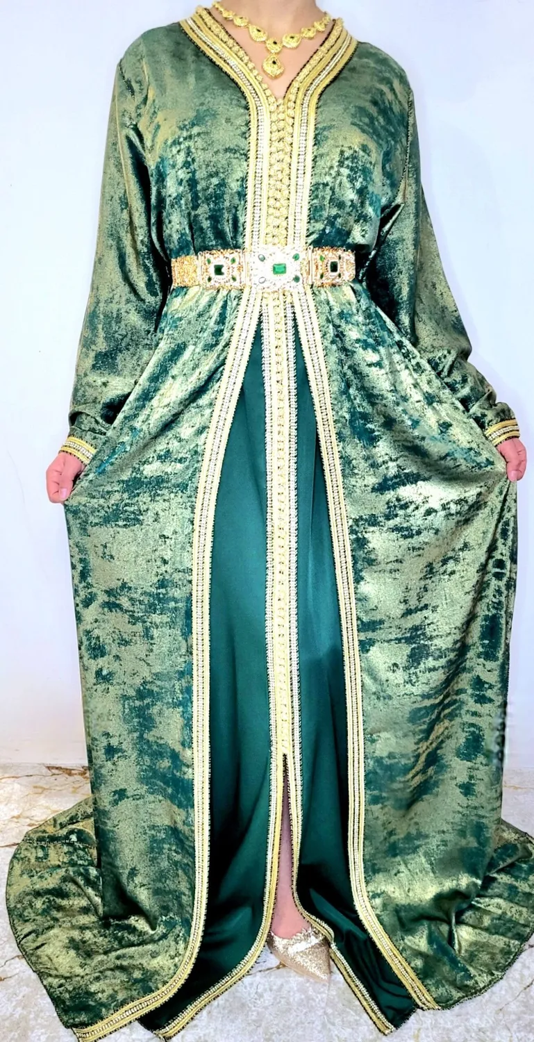 Célèbr'Orient Takchita Mellina satin brillant