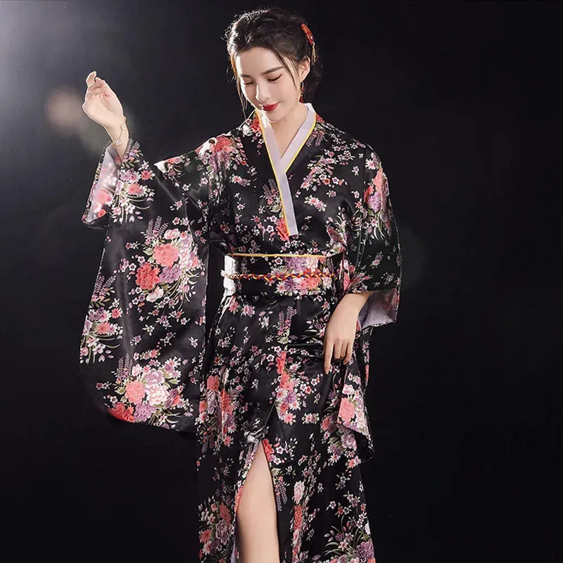 Esprit du Japon kimono long satiné obi tressé