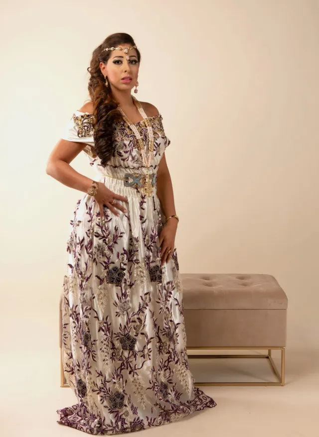 Célèbr'Orient Samah blousa blanche col bateau