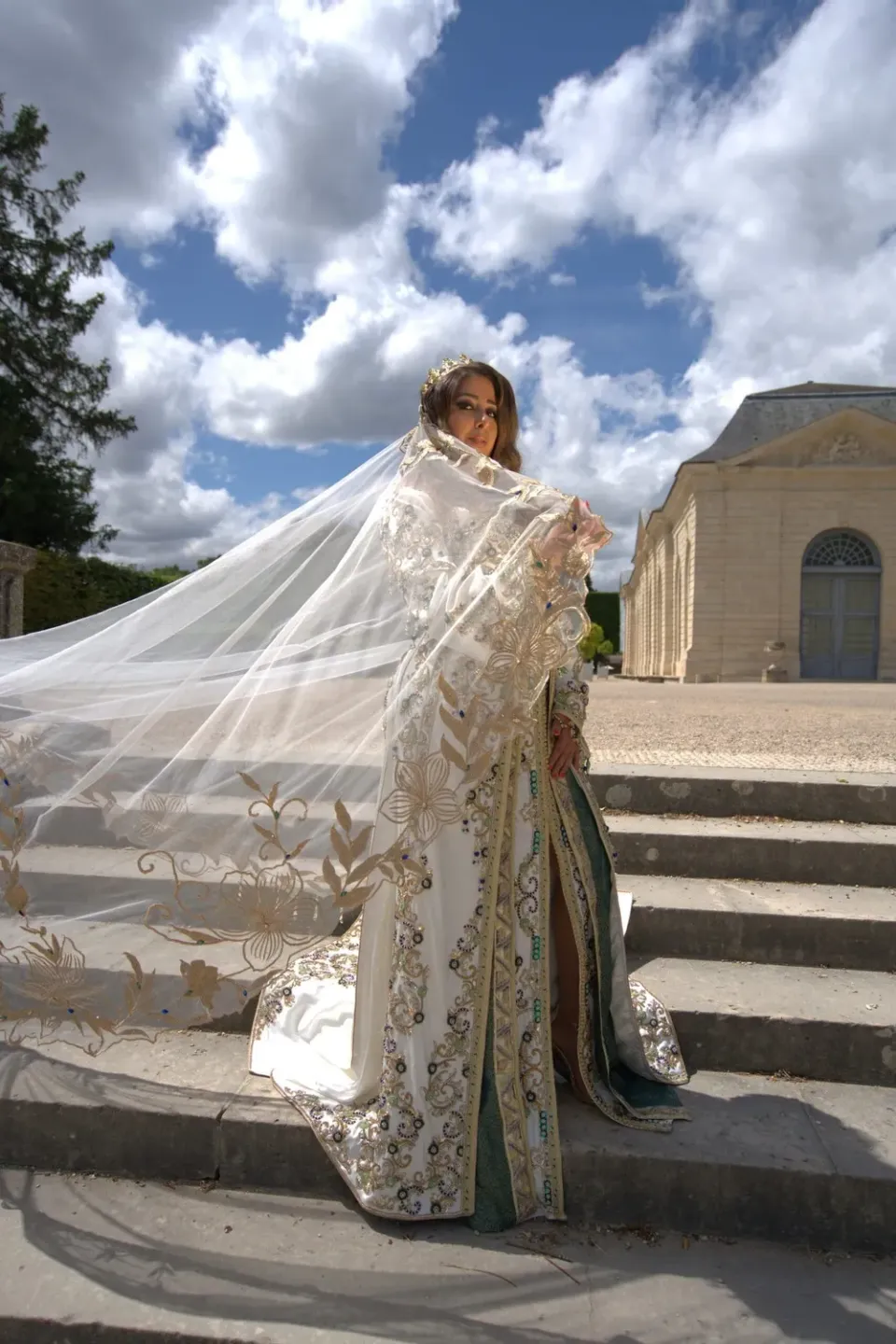 Célèbr'Orient Nala tenue traditionnelle en location
