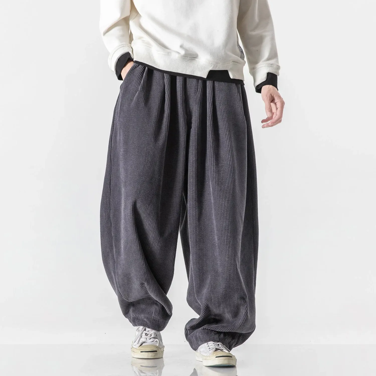 Japon style Kazuo pantalon en velours côtelé