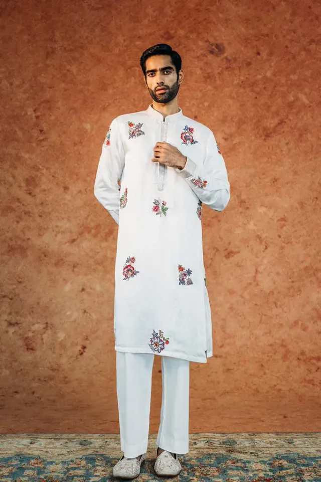 Rahul Mishra Anar Bel kurta satin soie ivoire brodé