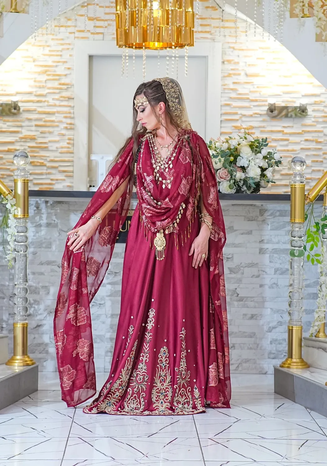 Célèbr'Orient Warda tenue chaouia rouge bordeaux