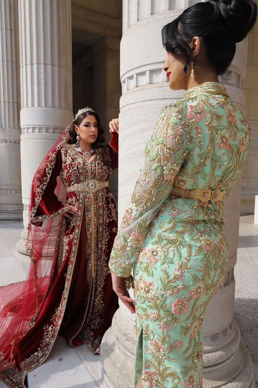Célèbr'Orient Siham takchita velours rouge hiver