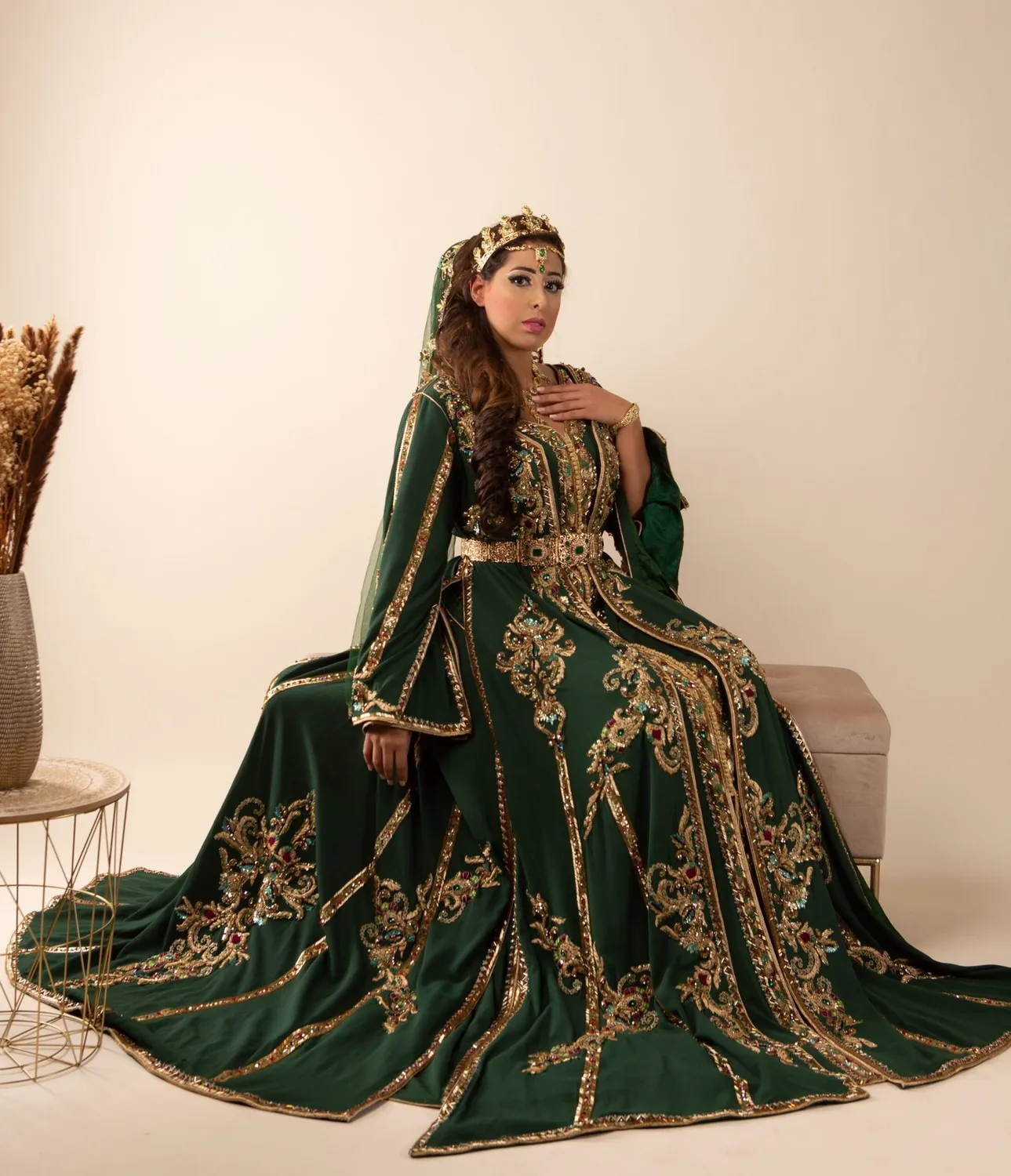 Célèbr'Orient Dalia takchita verte crêpe brodé