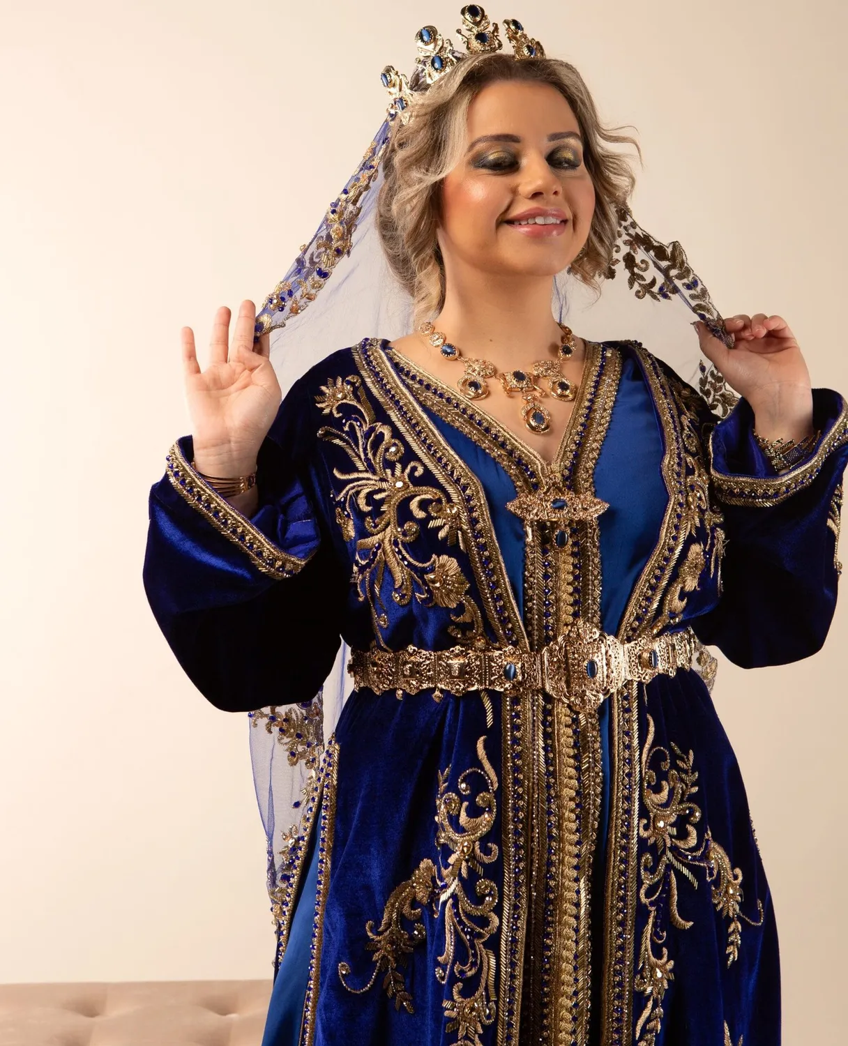 Célèbr'Orient Sahar takchita velours bleu