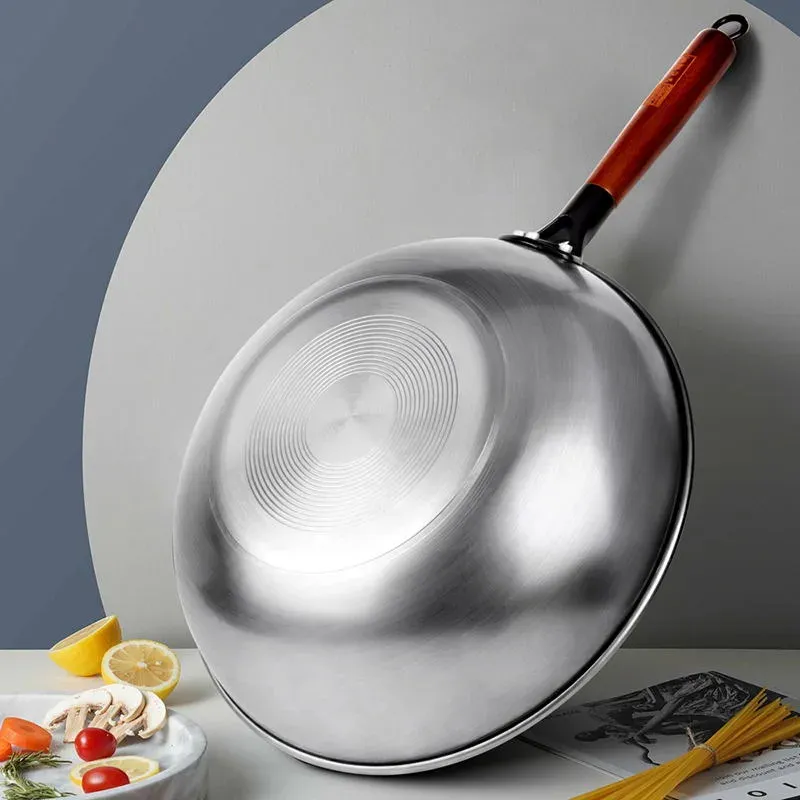Japon style wok japonais à légumes