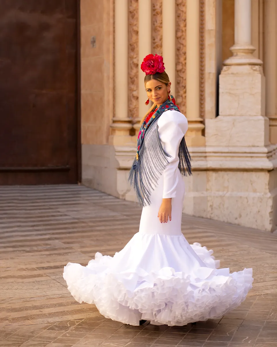 VIVA LA FERIA-MODA FLAMENCA Luz robe flamenca à volants
