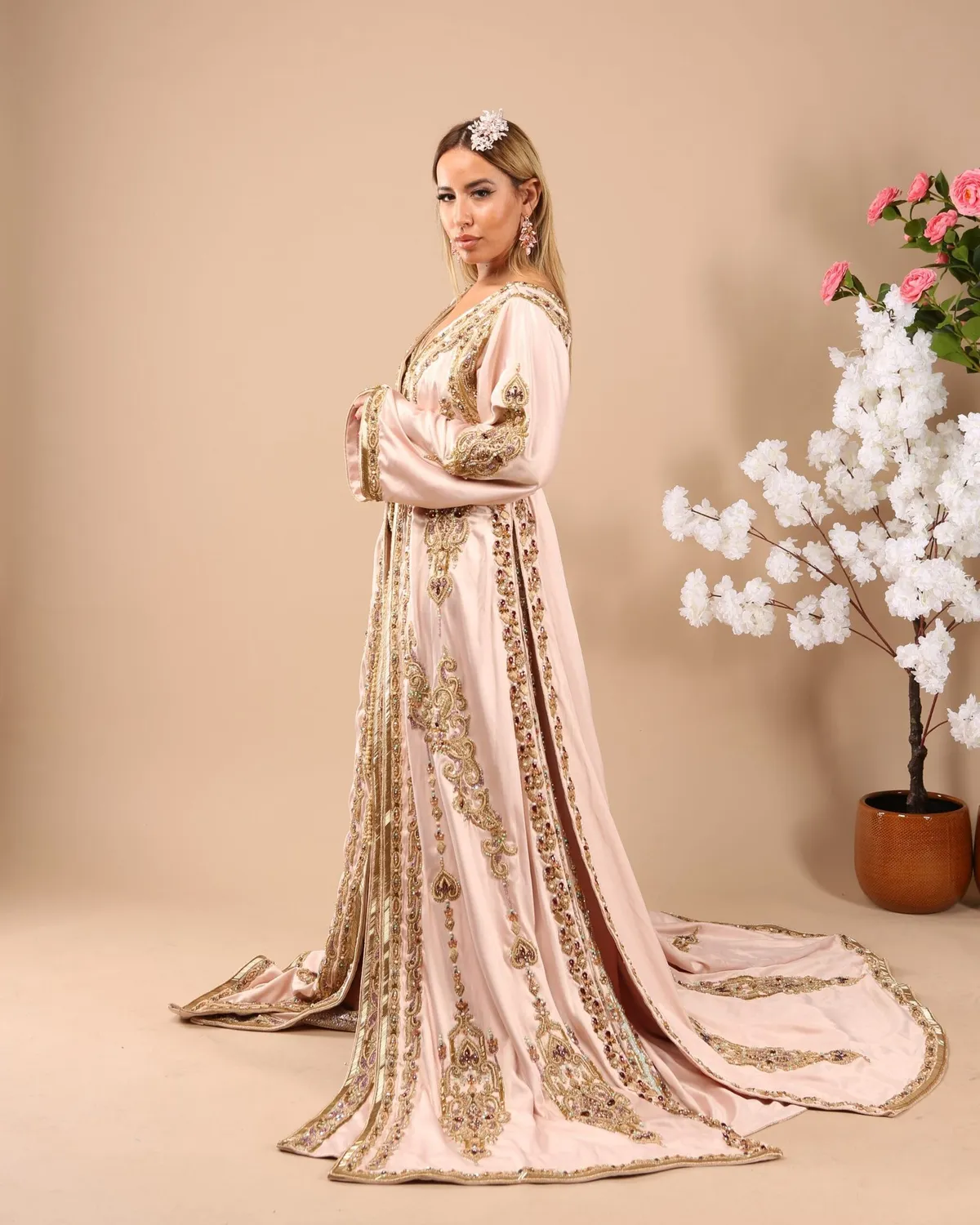 Célèbr'Orient Kenza takchita rose pastel satinée