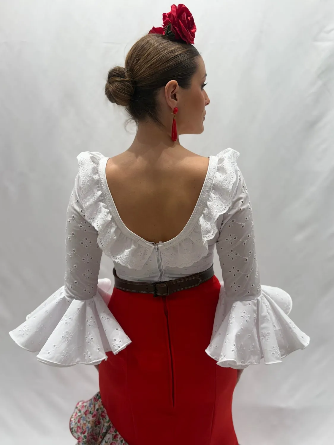 VIVA LA FERIA Blouse Rociera blanche perforée manches longues