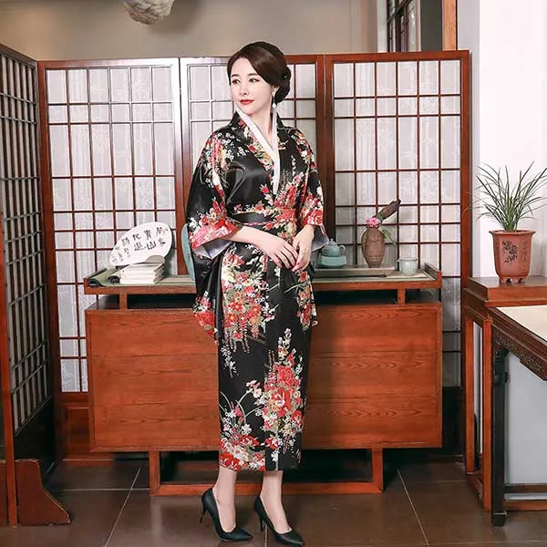 Esprit du Japon kimono japonais satiné cérémonie