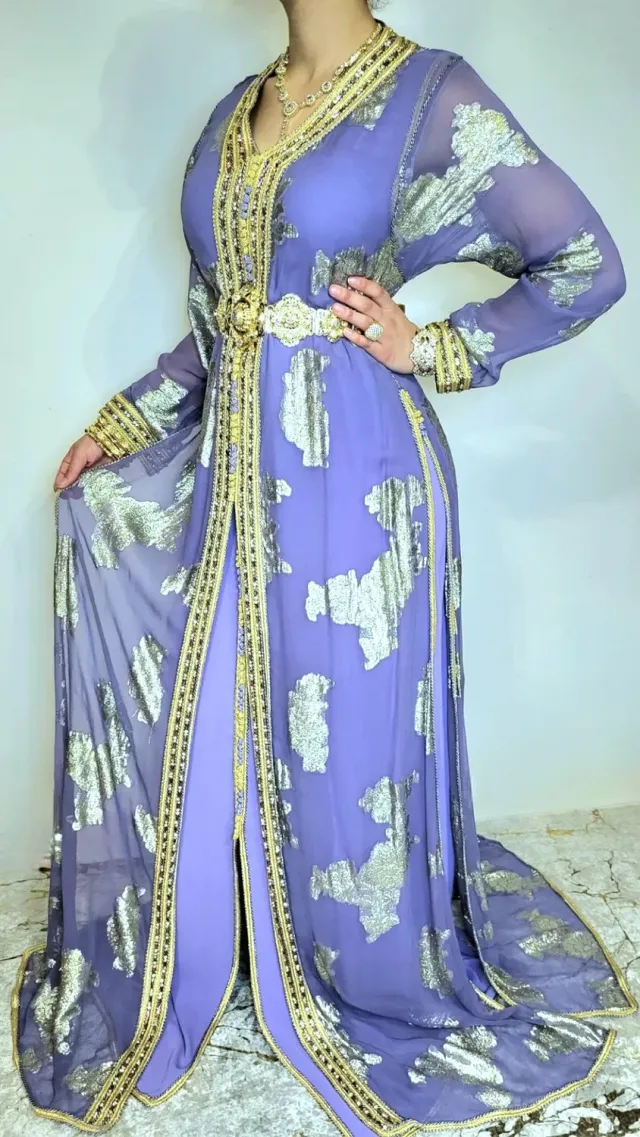 Célèbr'Orient Takchita tlijia Sakina satin