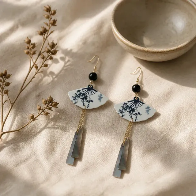 Esprit du Japon éventail boucles d’oreilles bambou doré