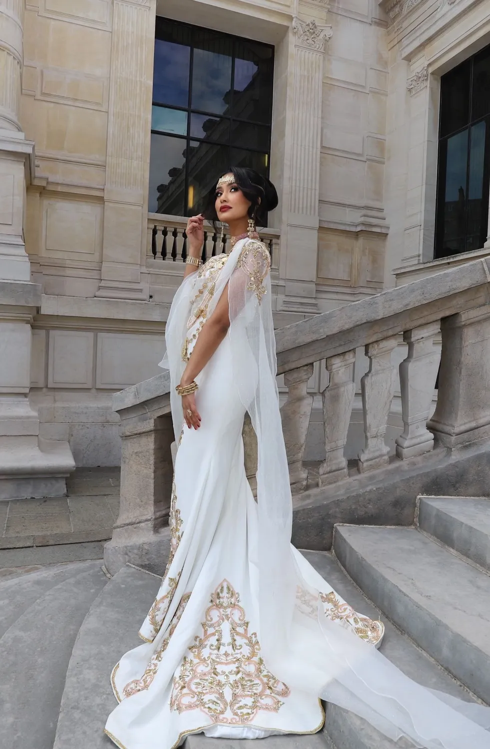 Célèbr'Orient Sakina robe chaouia blanche de mariée