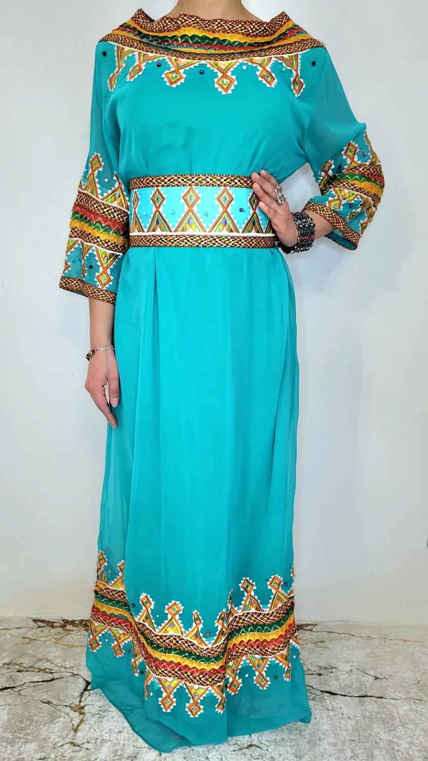 Célèbr'Orient Zaina robe kabyle à foudha