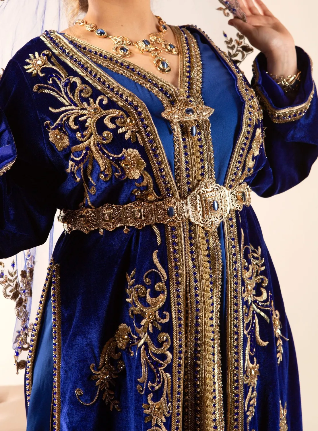 Célèbr'Orient Sahar takchita velours bleu