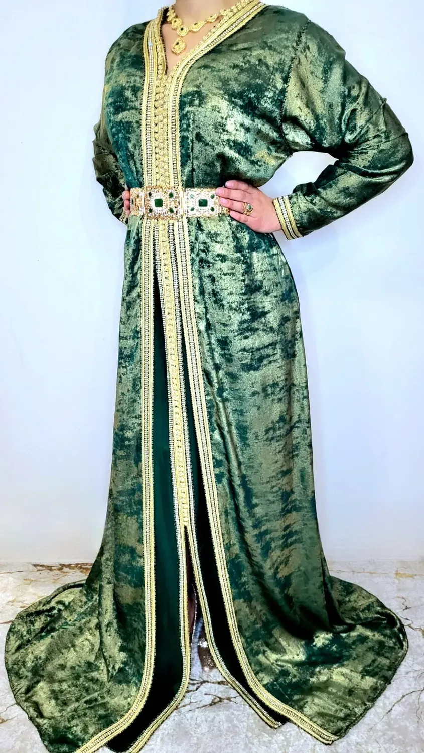 Célèbr'Orient Takchita Mellina satin brillant
