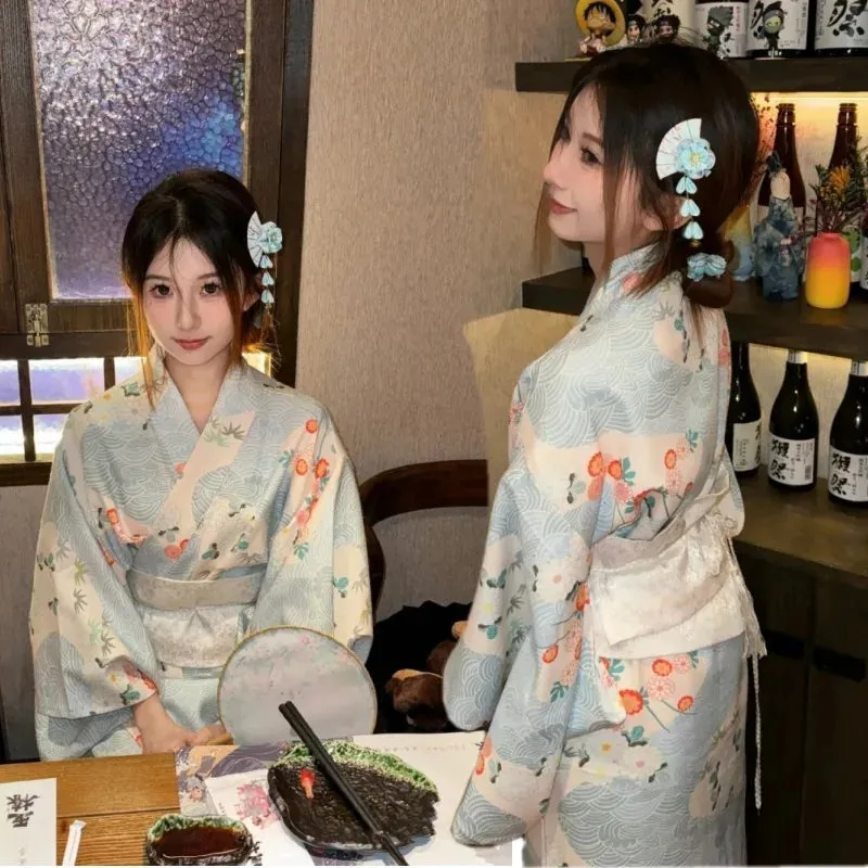 Esprit du Japon robe kimono motif floral vagues polyester