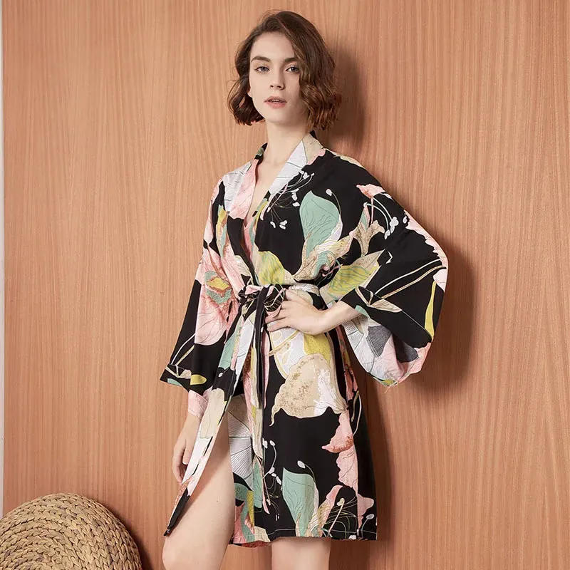 Esprit du Japon Peignoir kimono femme satin court