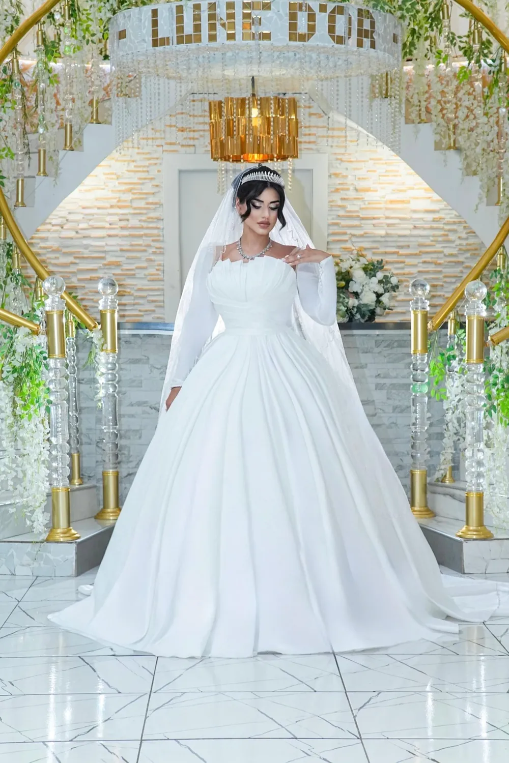 Célèbr'Orient Elham robe mariée satin blanc