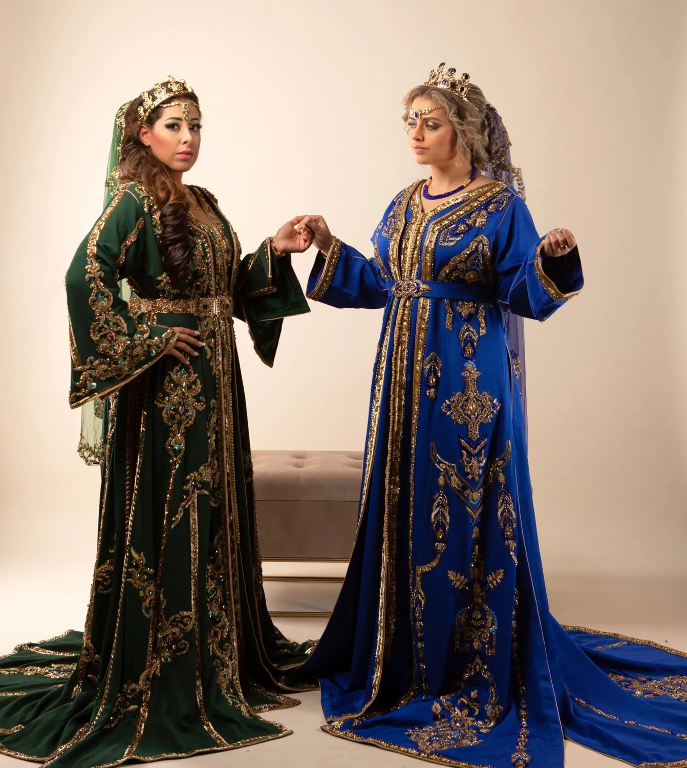 Célèbr'Orient Lina takchita bleu roi en location